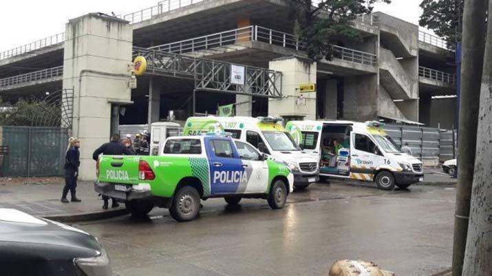 Derrumbe en un shopping deja al menos tres heridos