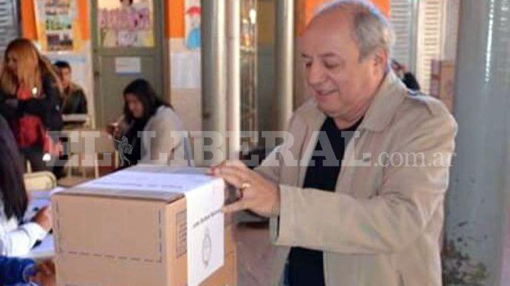 En Antildeatuya las PASO transcurren con normalidad