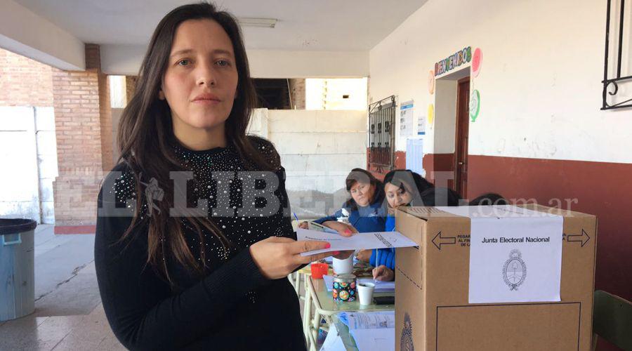 Anisa Favoretti ya emitioacute su voto