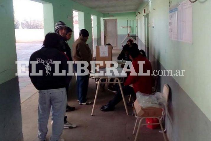 Hasta las 1330 el padrón de Choya superó el 51-en-porciento- del electorado