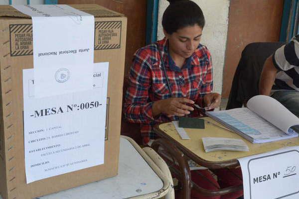 A una hora del cierre ya votó ms de la mitad del padrón nacional