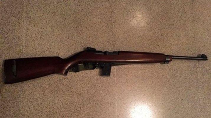 Un menor de 13 antildeos murioacute tras recibir un tiro de su hermanastro