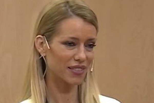 Nicole hizo confesioacuten hot