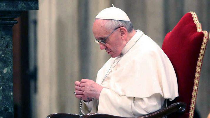 Francisco pidioacute por los que sufren a causa de las tensiones sociales