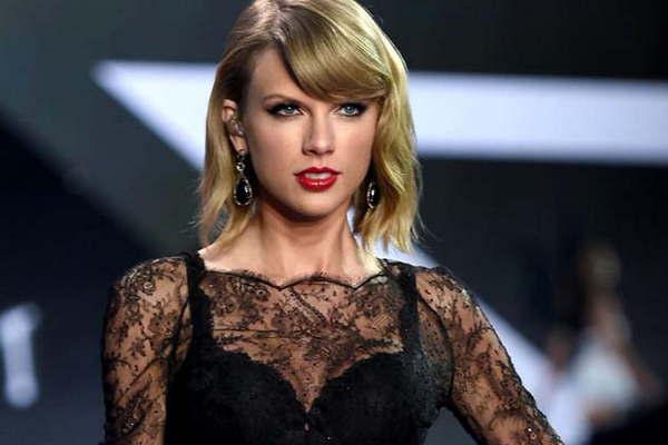 Taylor Swift ganoacute un juicio por abuso sexual