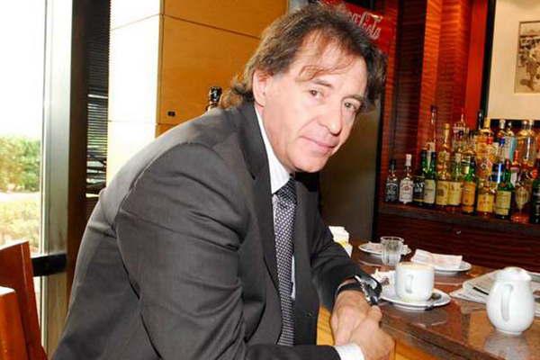 Bonadio le ordenoacute a Loacutepez desalojar la propiedad que le alquila a Cristina