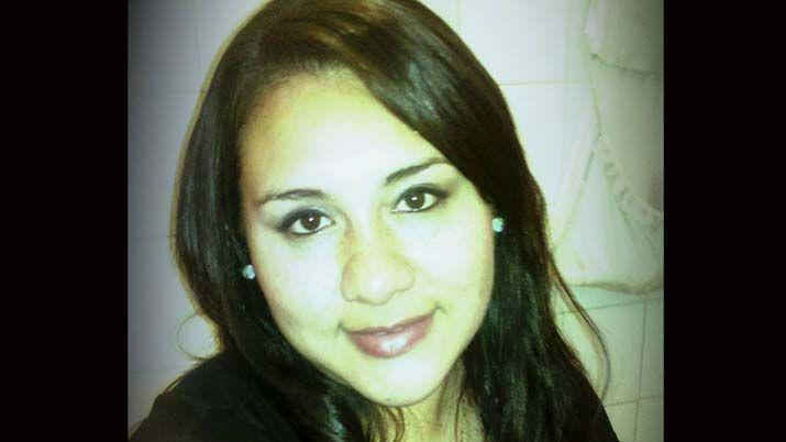 Buscan a una joven que salioacute el saacutebado y no regresoacute a su casa