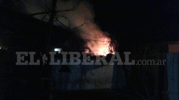 Añatuya- incendio provocó pnico en vecinos