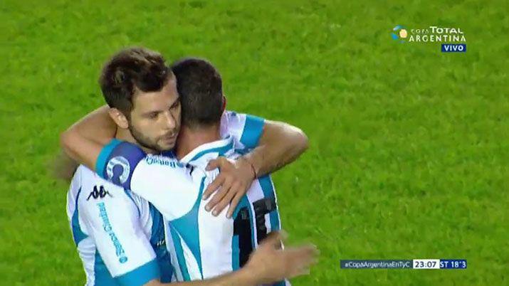 Racing le ganoacute a Mitre y cerraron los 32avos de final