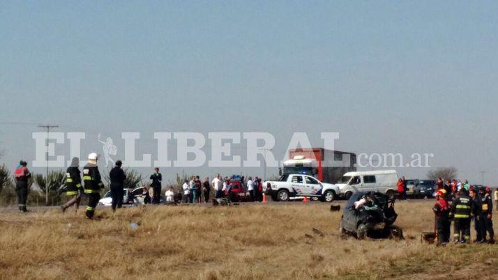 Impactantes imaacutegenes del traacutegico choque en Ruta 9