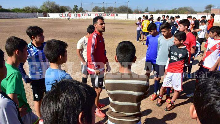 El Club River Plate probó jugadores en Loreto