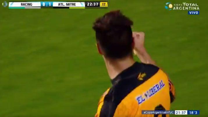 VIDEO Reviviacute el gol de Mitre ante Racing y la atajada de Medina