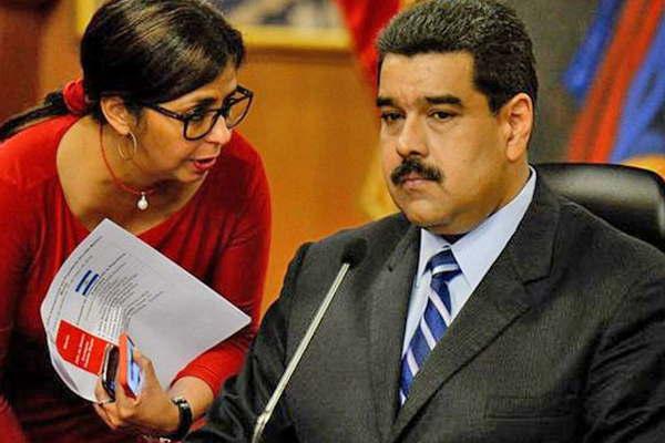 Maduro disolvioacute el Parlamento de mayoriacutea opositora en Venezuela