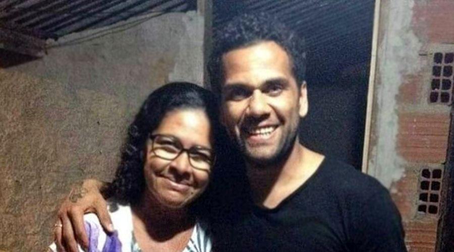 La tiacutea de Dani Alves fallece ahogada en un riacuteo de Brasil