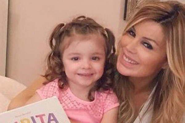 Laura Panam lanza nuevo CD y es figura de Netflix