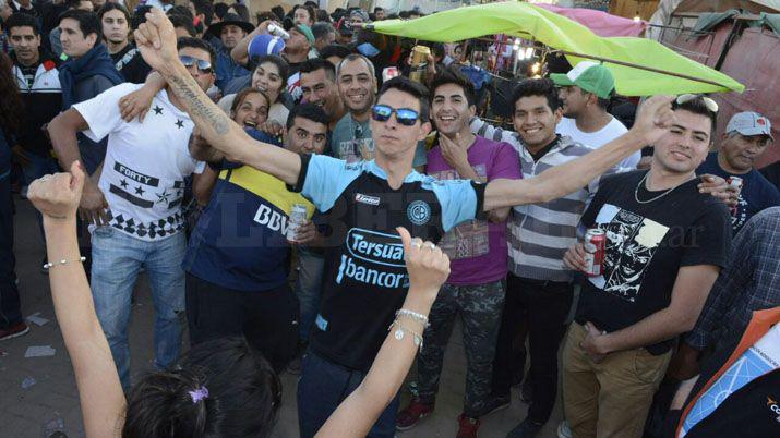 La fiesta en el legendario barrio de Los Lagos llegoacute a su fin