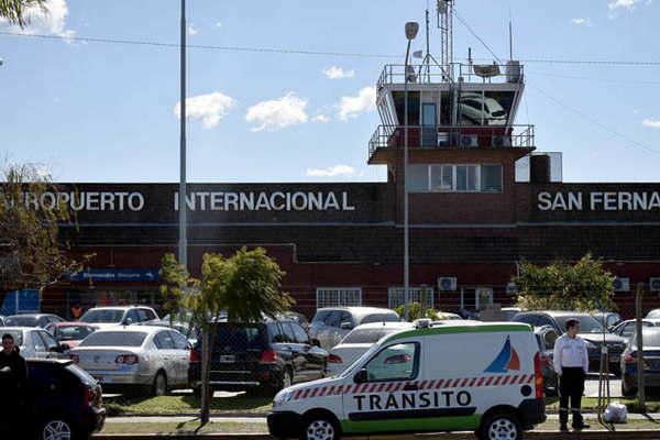 Seguiacutean rastrillajes para dar con los tripulantes de avioneta