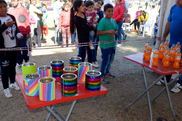 El Sindicato de Empleados de Comercio agasajoacute a los hijos de los afiliados