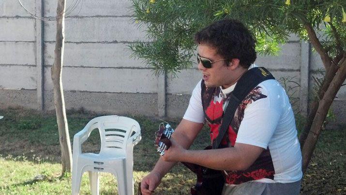 Dolorosa despedida en las redes al joven cadete que murioacute ayer