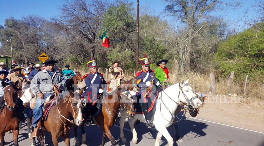 La 10ordf Cabalgata en Honor al Gral San Martiacuten pasoacute por Santiago