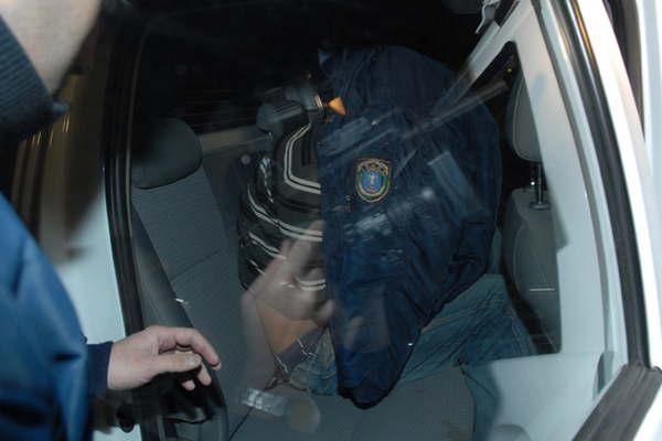 Acuchilloacute a su hermano para poner fin a una discusioacuten que ambos manteniacutean