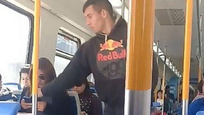 Video- asiacute actuacutean los ladrones de teleacutefonos del tren Roca