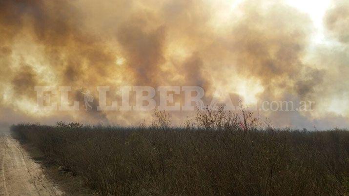 Los incendios forestales no cesan en el departamento Riacuteo Hondo