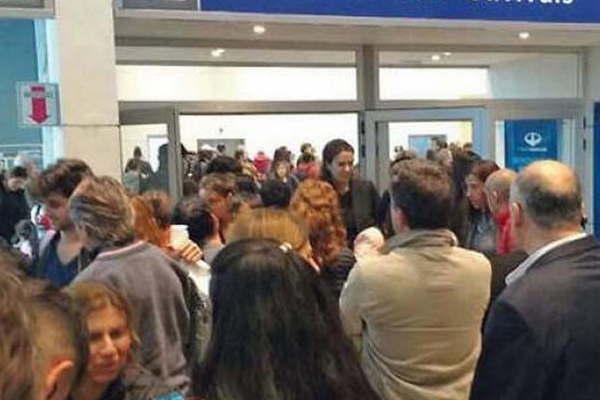 Maacutes de 400 turistas volaron a Las Termas el fin de semana largo