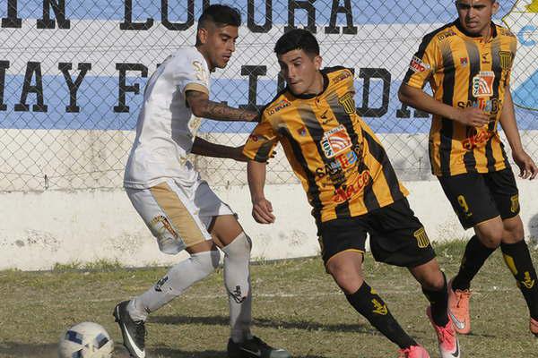 Mitre sorprendioacute de entrada y lo aguantoacute 