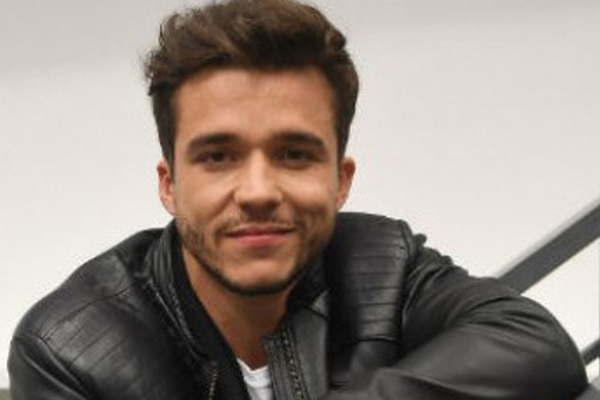 actor de Moiseacutes coordinoacute viajes  de egresados  en Bariloche  