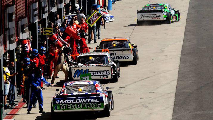 Ya rugen los motores en el autoacutedromo de Las Termas