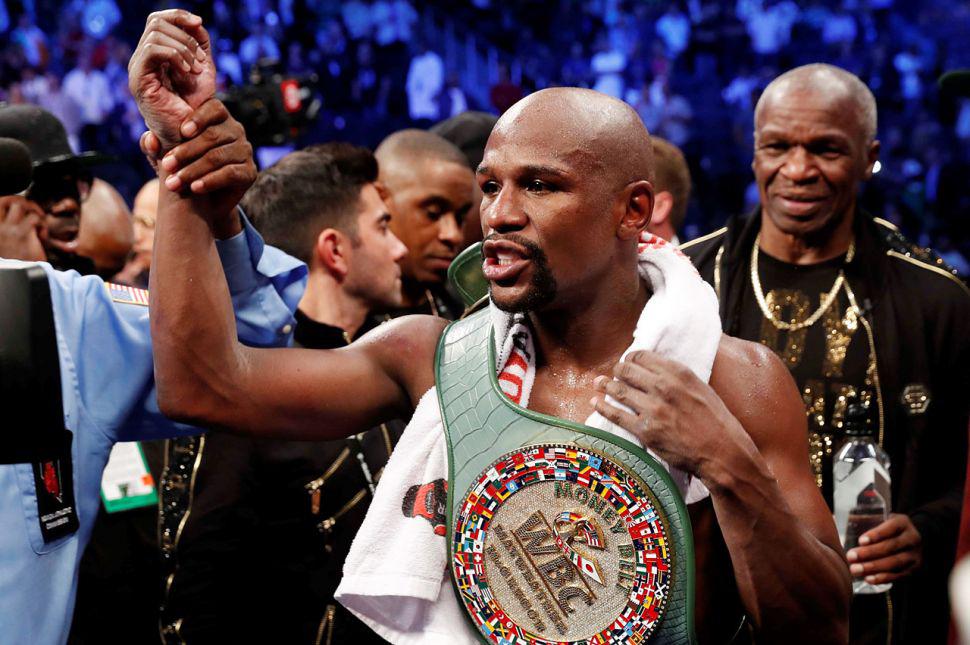 Las mejores imaacutegenes de la gran pelea Mayweather - McGregor