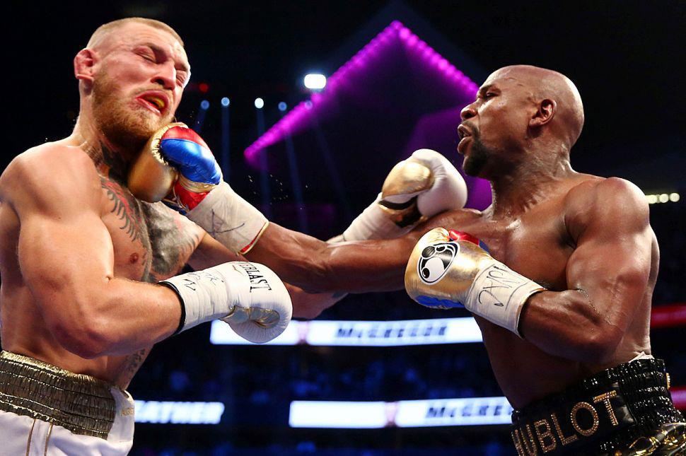 Las mejores imaacutegenes de la gran pelea Mayweather - McGregor