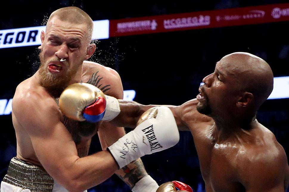 Las mejores imaacutegenes de la gran pelea Mayweather - McGregor