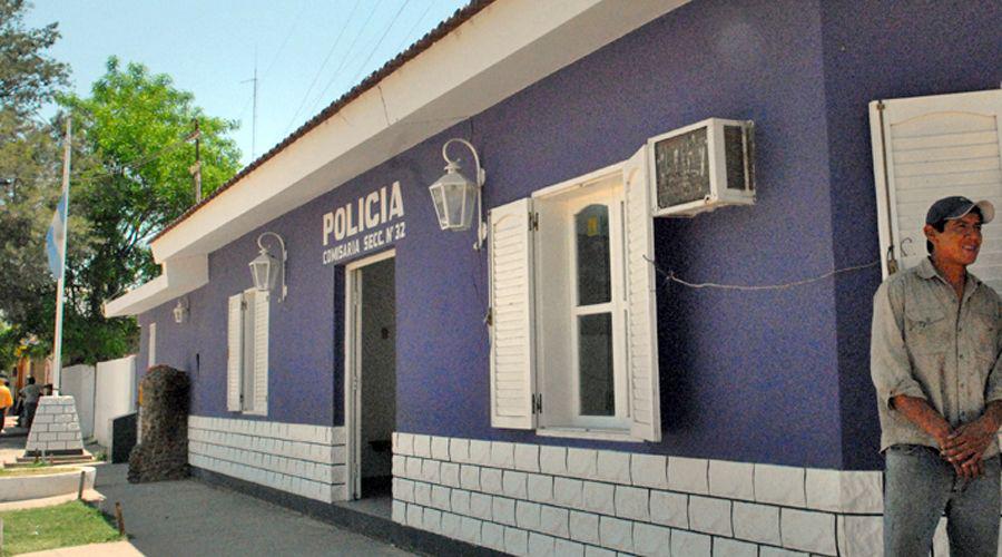 Dos muertos en un terrible vuelco por la explosioacuten de un neumaacutetico