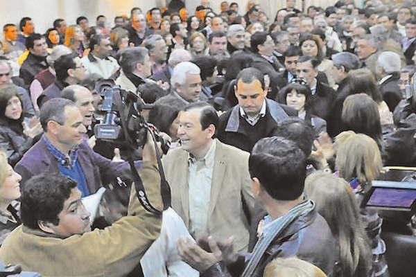 El senador Gerardo Zamora encabezaraacute  la foacutermula del Frente Ciacutevico por Santiago