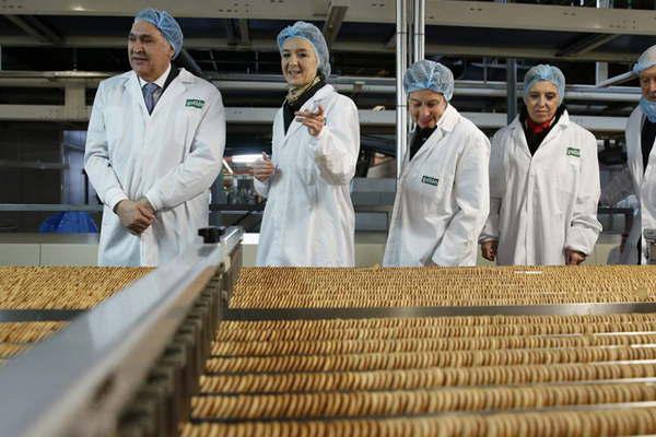 Se incrementoacute en el paiacutes la produccioacuten de galletitas golosinas y de snacks