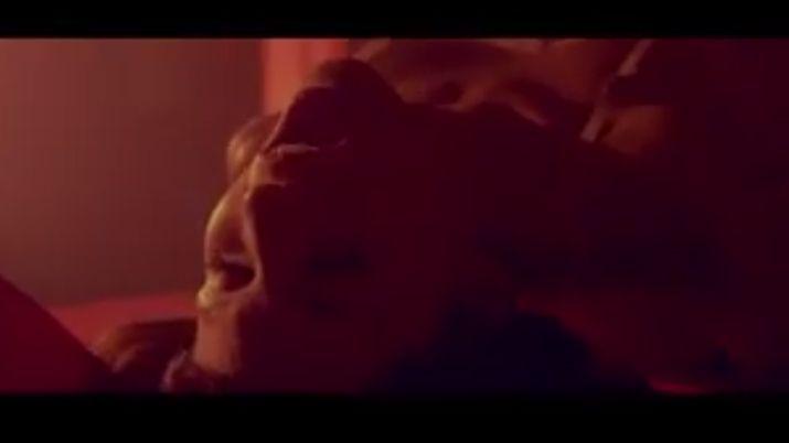 Video- Miraacute el trailer de Desearaacutes el film eroacutetico de Pampita