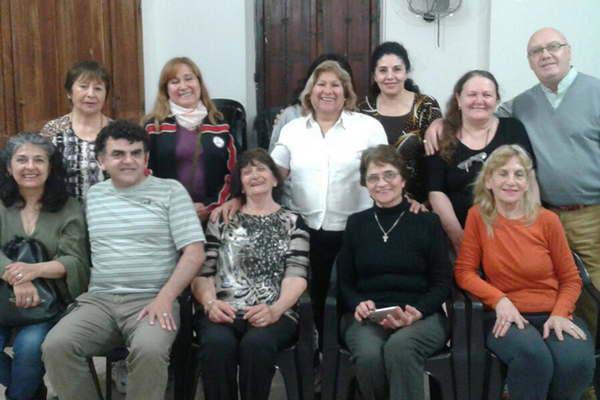 La Fraternidad Fray Juan Maciacuteas invita a participar del taller de coro de adultos