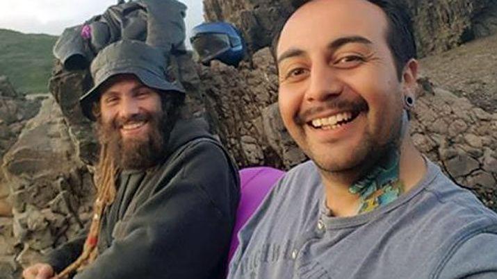 Estas seriacutean las uacuteltimas fotos de Santiago Maldonado en Chile