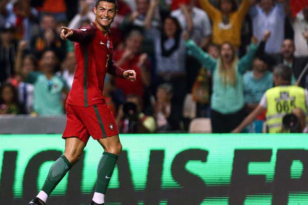 Cristiano Ronaldo guioacute a Portugal 