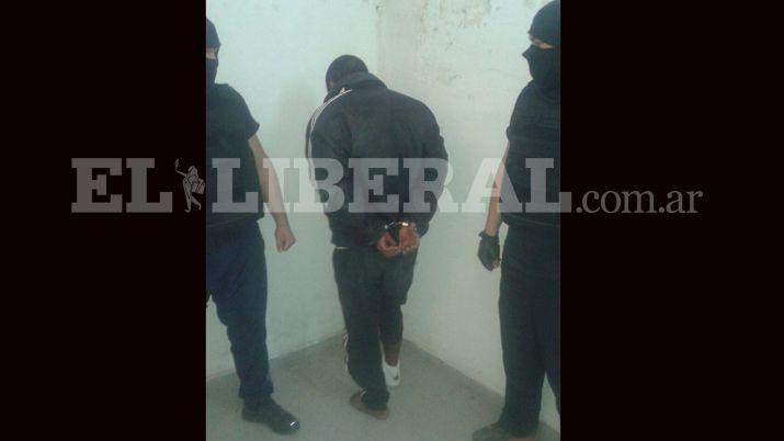 VIDEO Las primeras imaacutegenes de Monito tras ser capturado