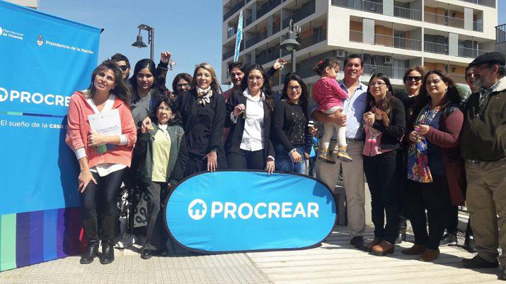 Se entregaron viviendas Procrear en Santiago del Estero