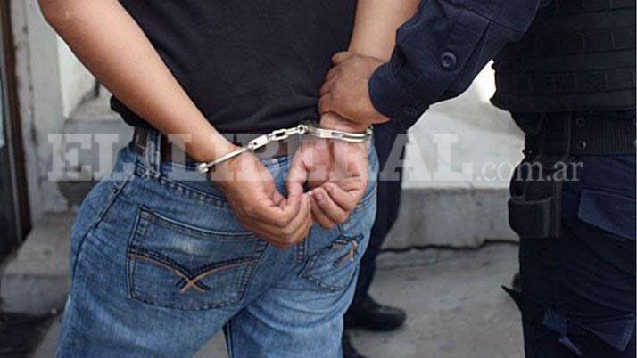 Solitario ladrón robó dinero en una forrajería