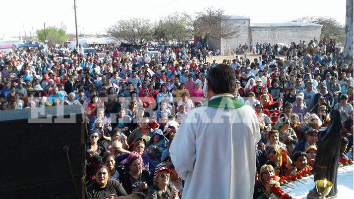 Devotos y peregrinos visitaron al Señor de San Gil