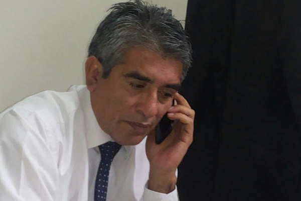 El ladroacuten dejoacute sus huellas en toda la casa 