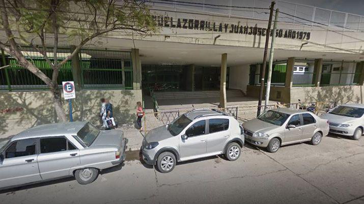 Bajo engantildeos entroacute a una escuela y manoseoacute a una nena de 11 antildeos