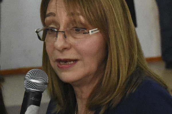 Acusan a Macri de violencia  de geacutenero 