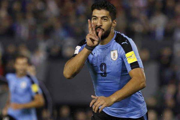 Uruguay ganoacute un partidazo en Asuncioacuten y estaacute cerca del Mundial 