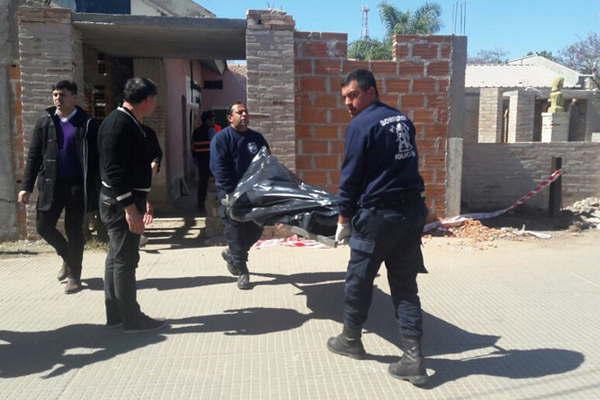 Indigente confesoacute que entre cinco sujetos asesinaron a otro porque los molestaba y los perseguiacutea